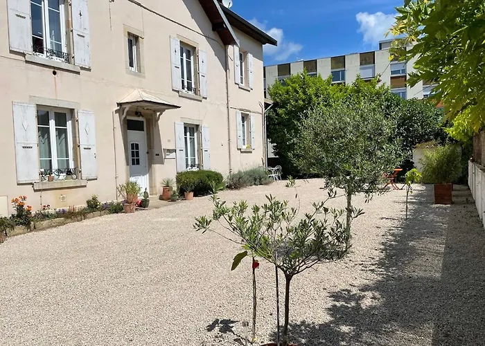 Location La Ferte, Calme Et Proximite Centre Ville Classe 3 Etoiles