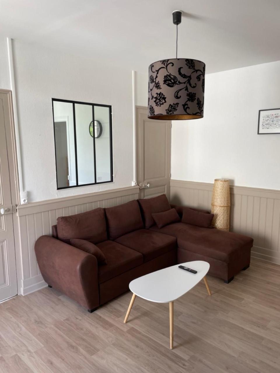 Apartment Location La Ferte, Calme Et Proximite Centre Classe 3 Etoiles Lons-le-Saunier